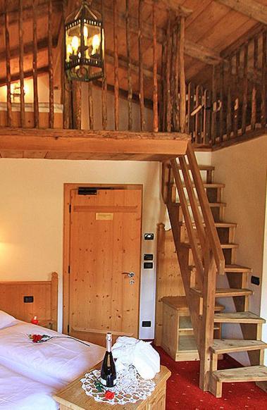 Hotel Garni San Nicolo Pozza di Fassa Zewnętrze zdjęcie
